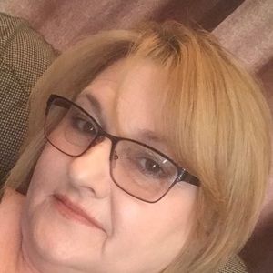 Meet your Posher, Vickie